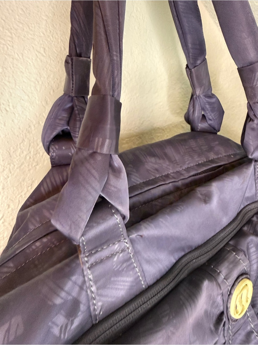 Lululemon Gym Bag - Picture 4 of 10